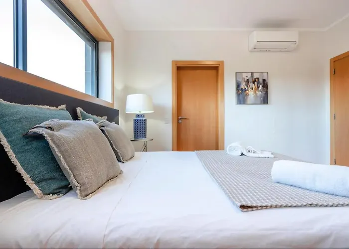 Oceanview Luxury Stunning Views And Pool